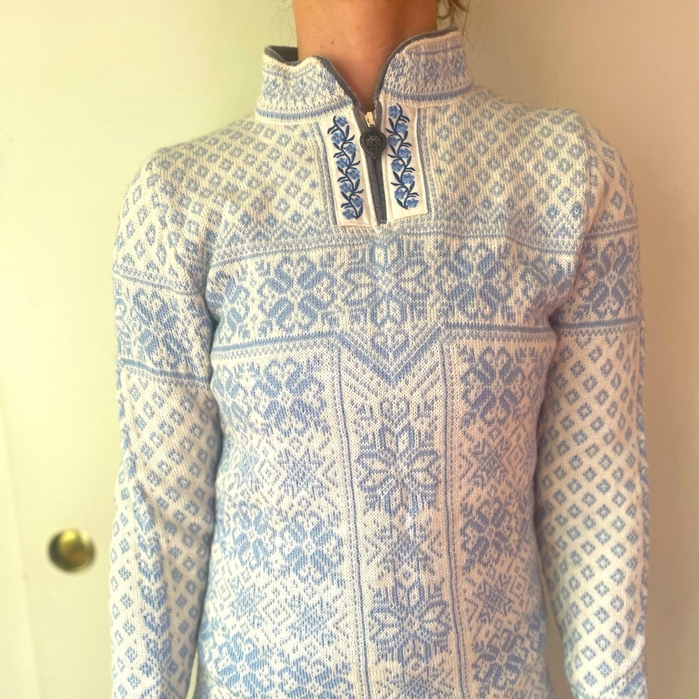 Dale of Norway Small Women’s Wool Peace Sweater